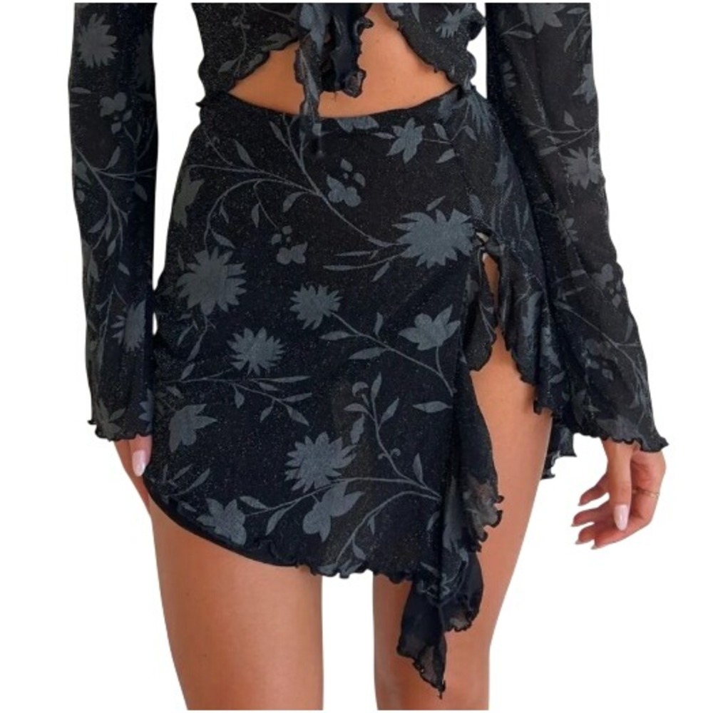 Tiger Mist Ellie Mini Skirt S Black Floral Shimmer Mesh Ruffle Asymmetrical Goth